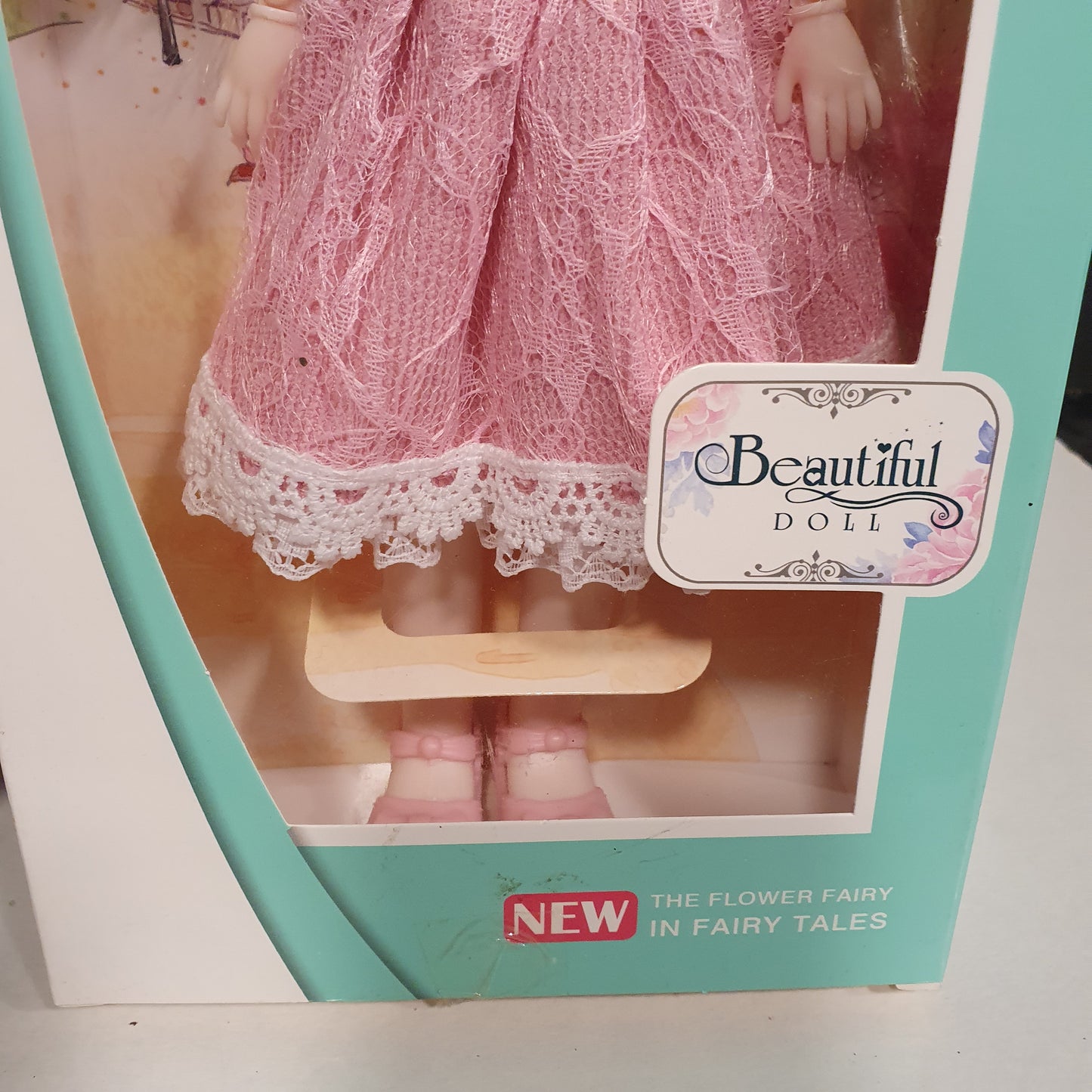 Beautiful Doll in Box 21800