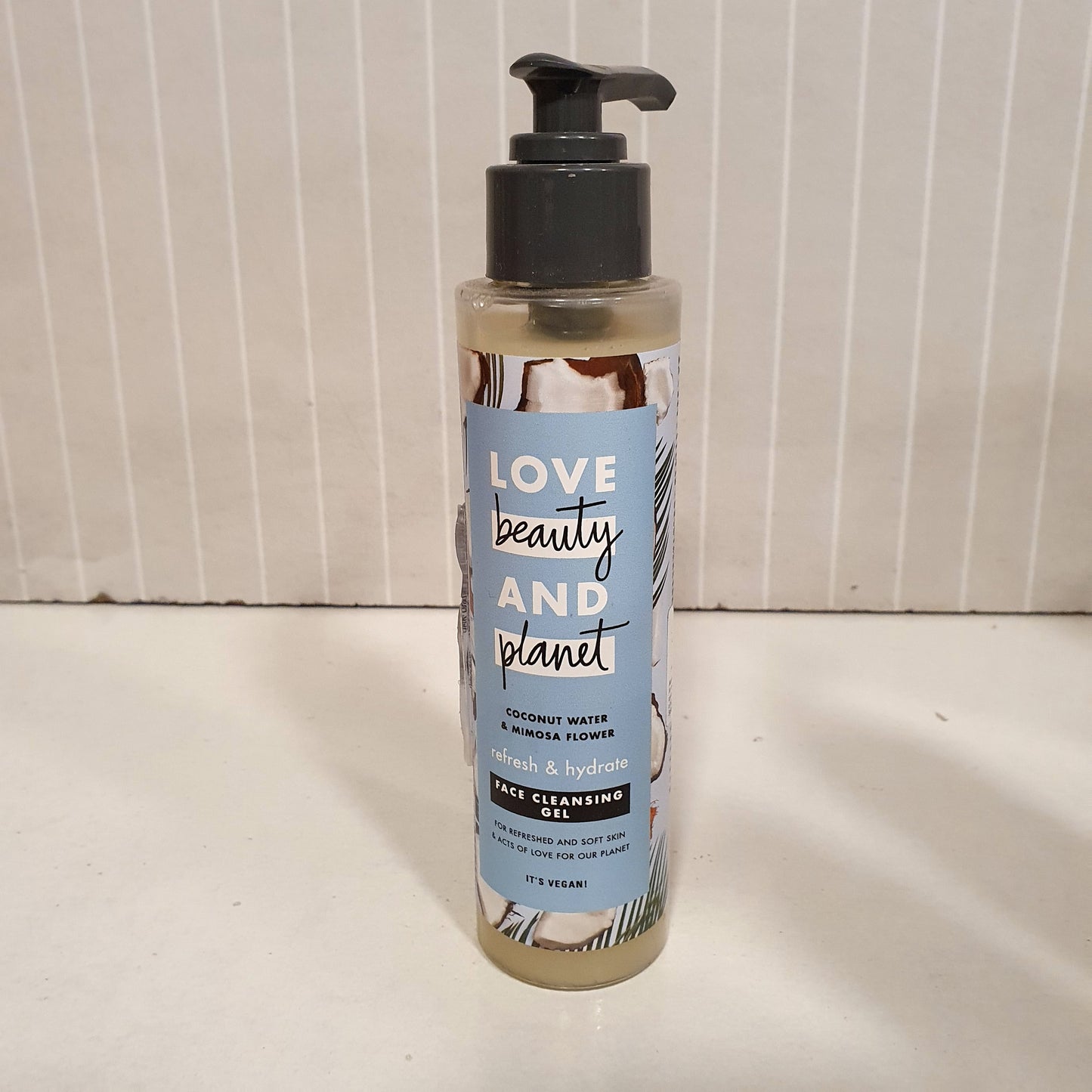 Face Cleanser Love Beauty and Planet 121250
