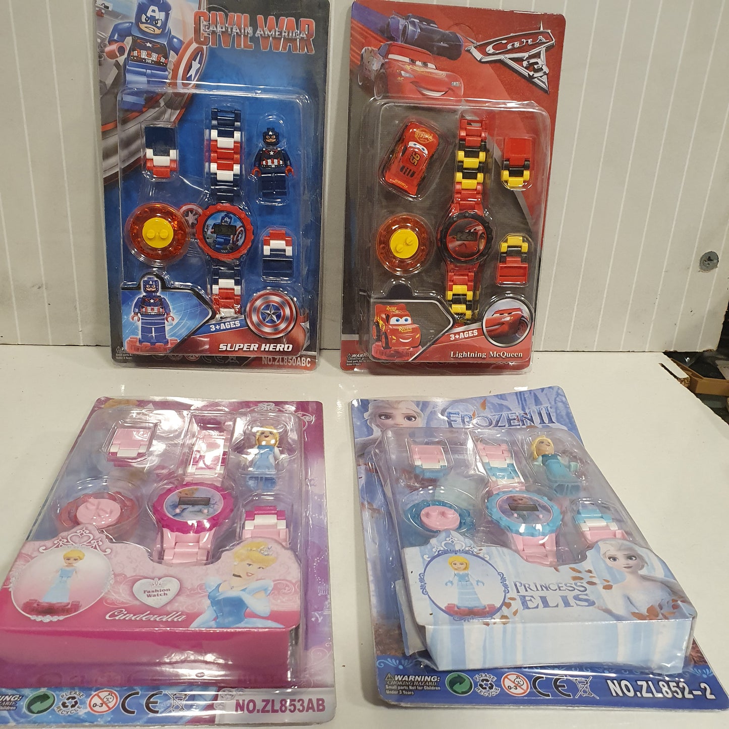Character Style Watch Set 21600
