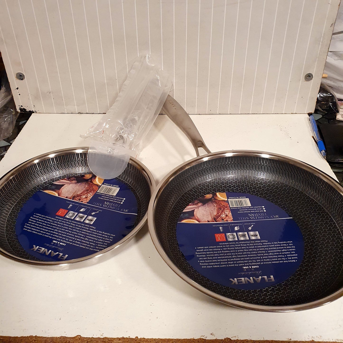 Honeycomb Style Deep Frying Pan 63250