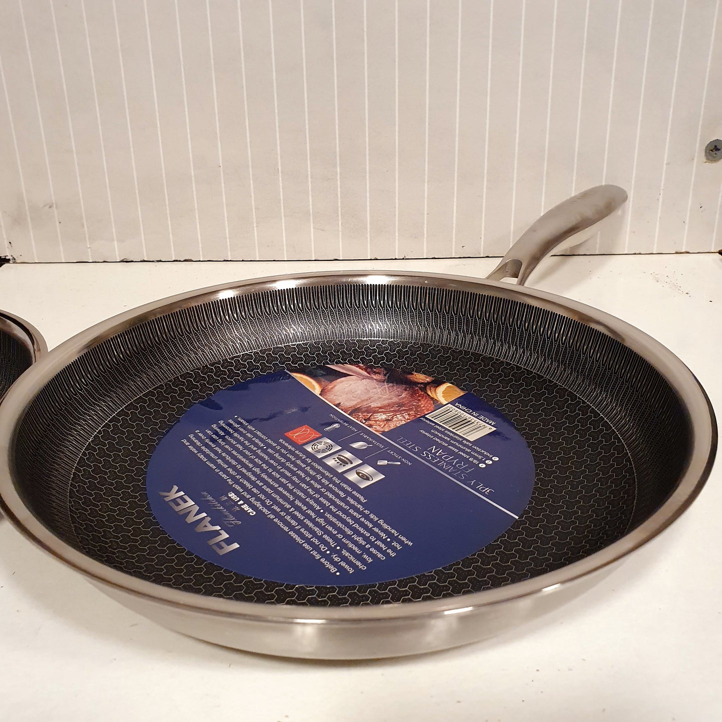 Honeycomb Style Deep Frying Pan 63250