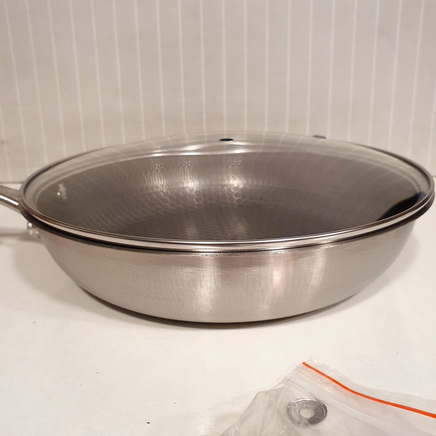 Silver Non Stick Pan with Lid 25150