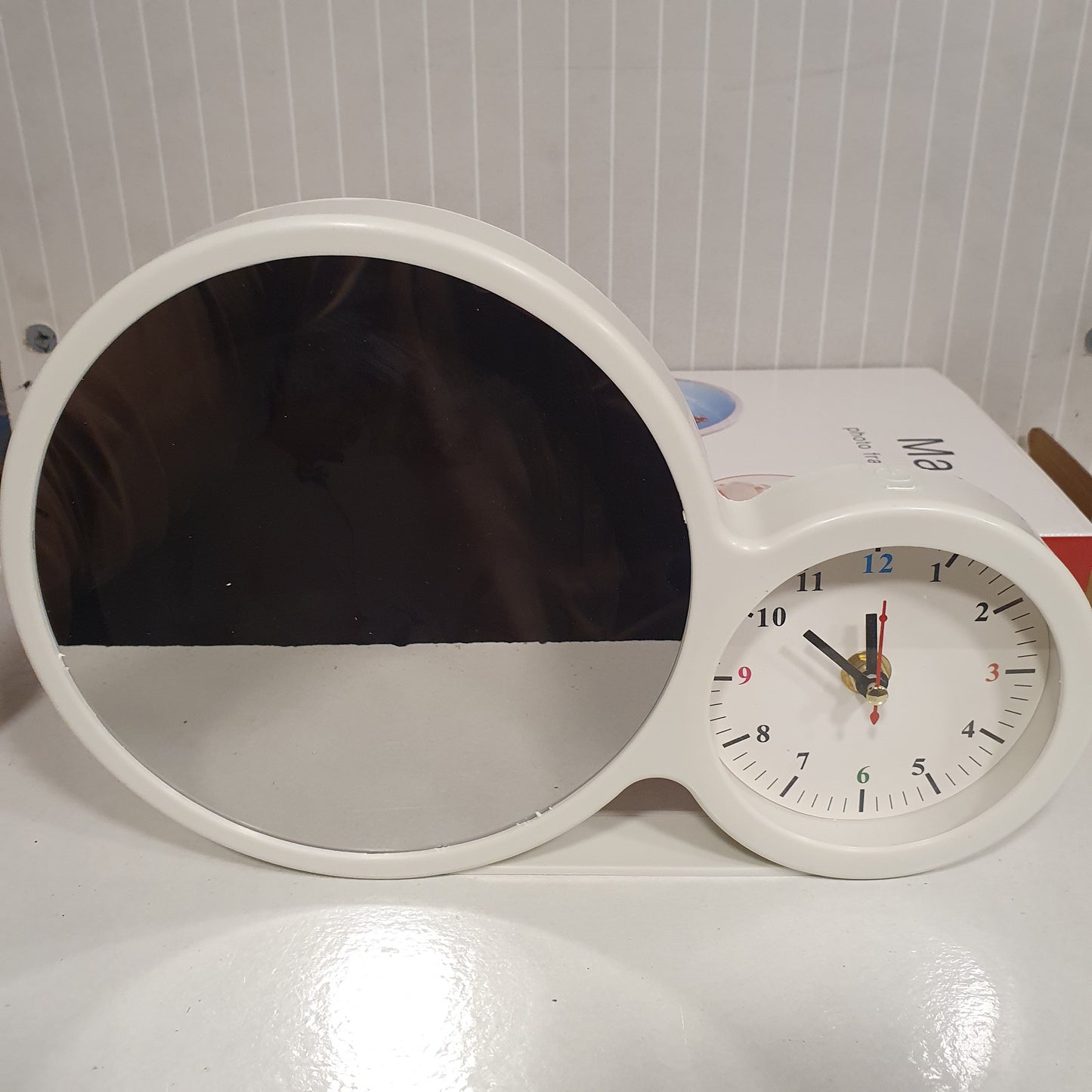 Magic Photo Frame & Mirror 41300