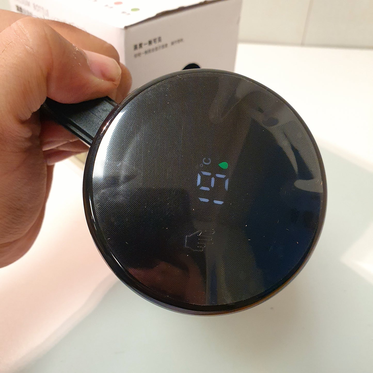 Vacuum Mug hot and cool Digital temperature control 31750