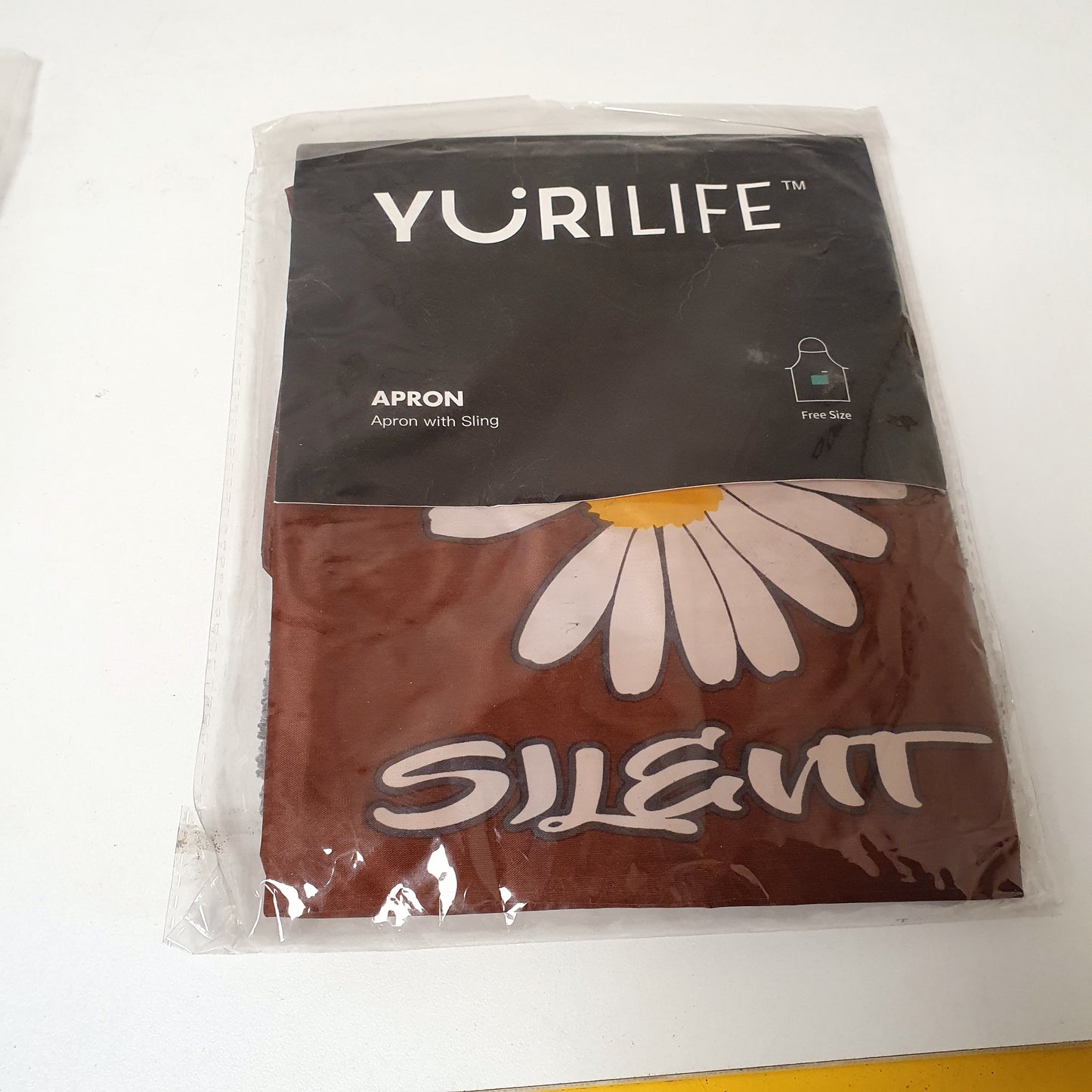 YuriLife Apron, 61150