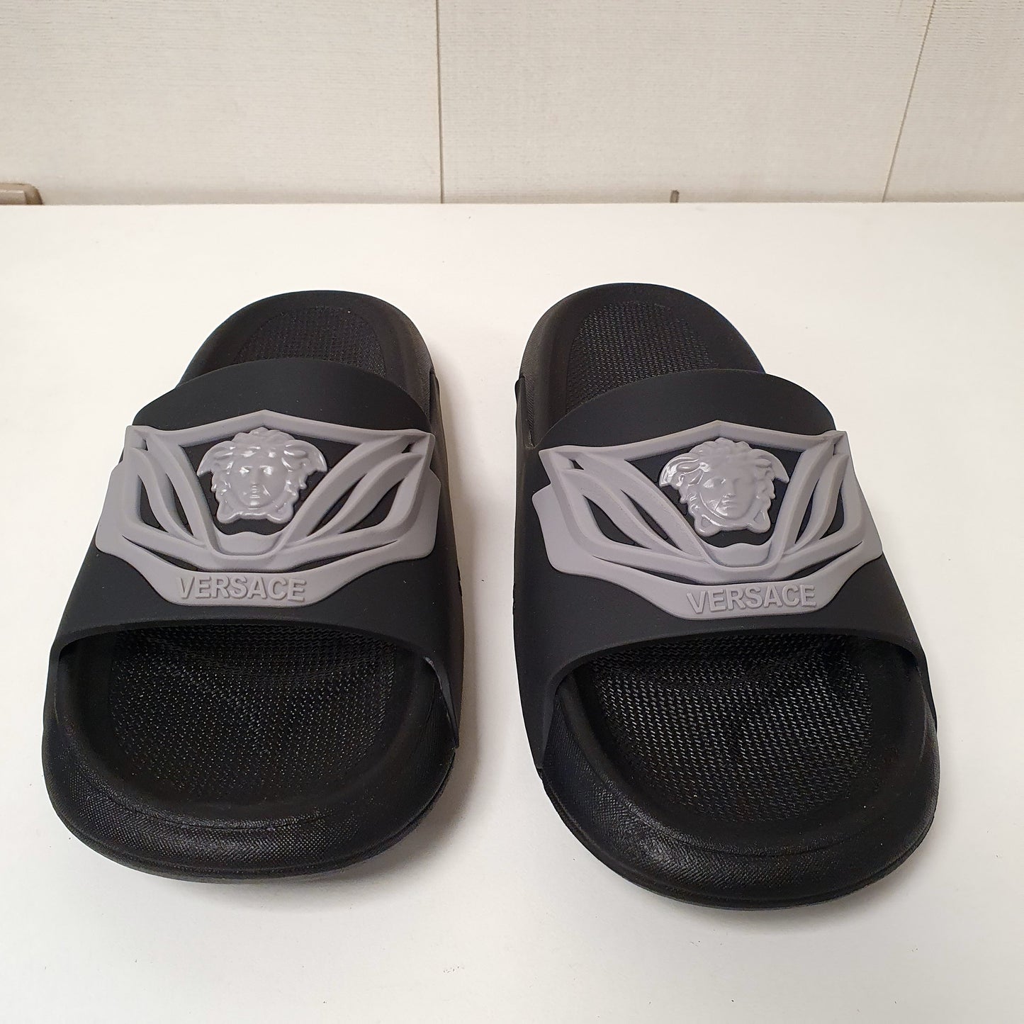 Versace Slide Slippers Comfortable Everyday Wear, 61550