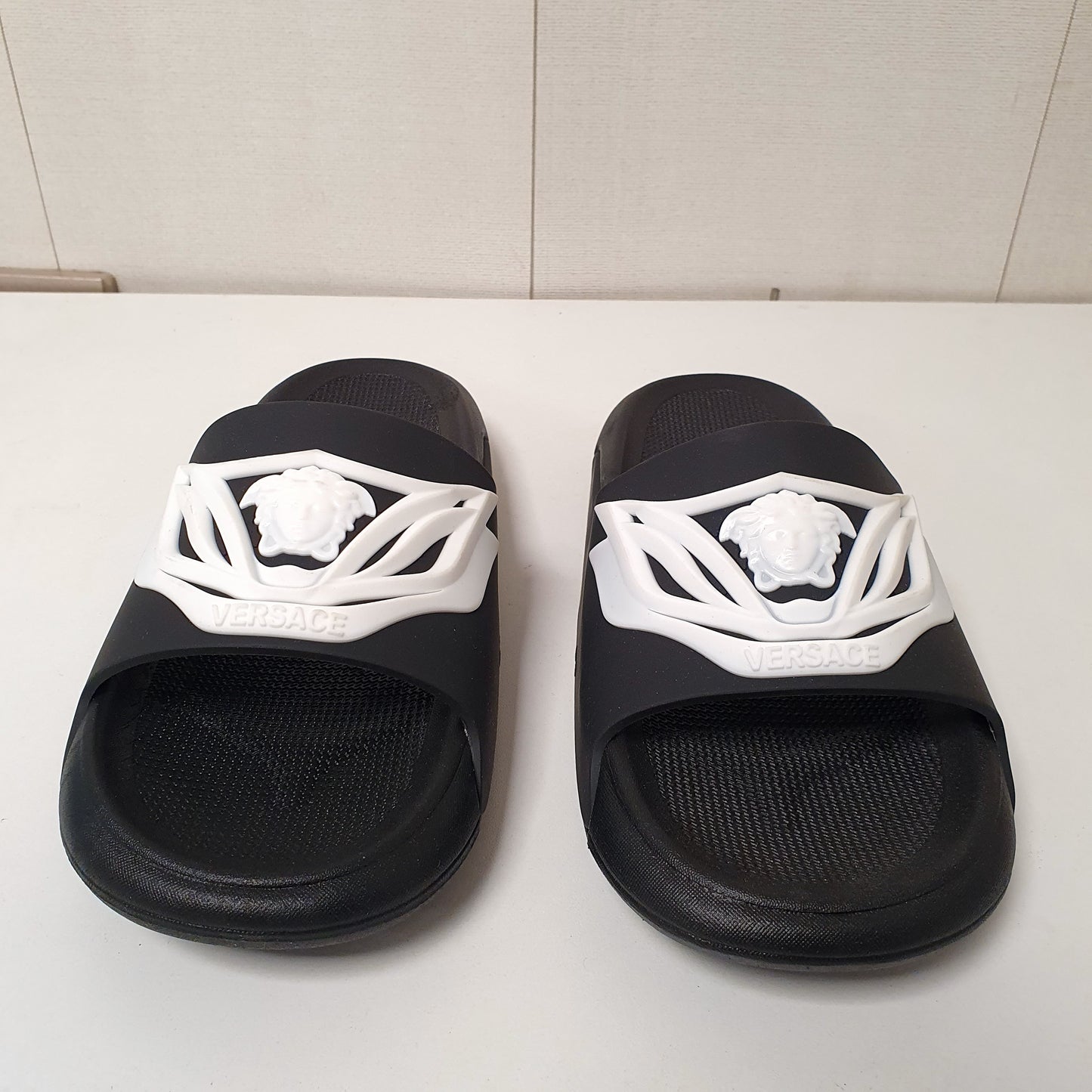 Versace Slide Slippers Comfortable Everyday Wear, 61550