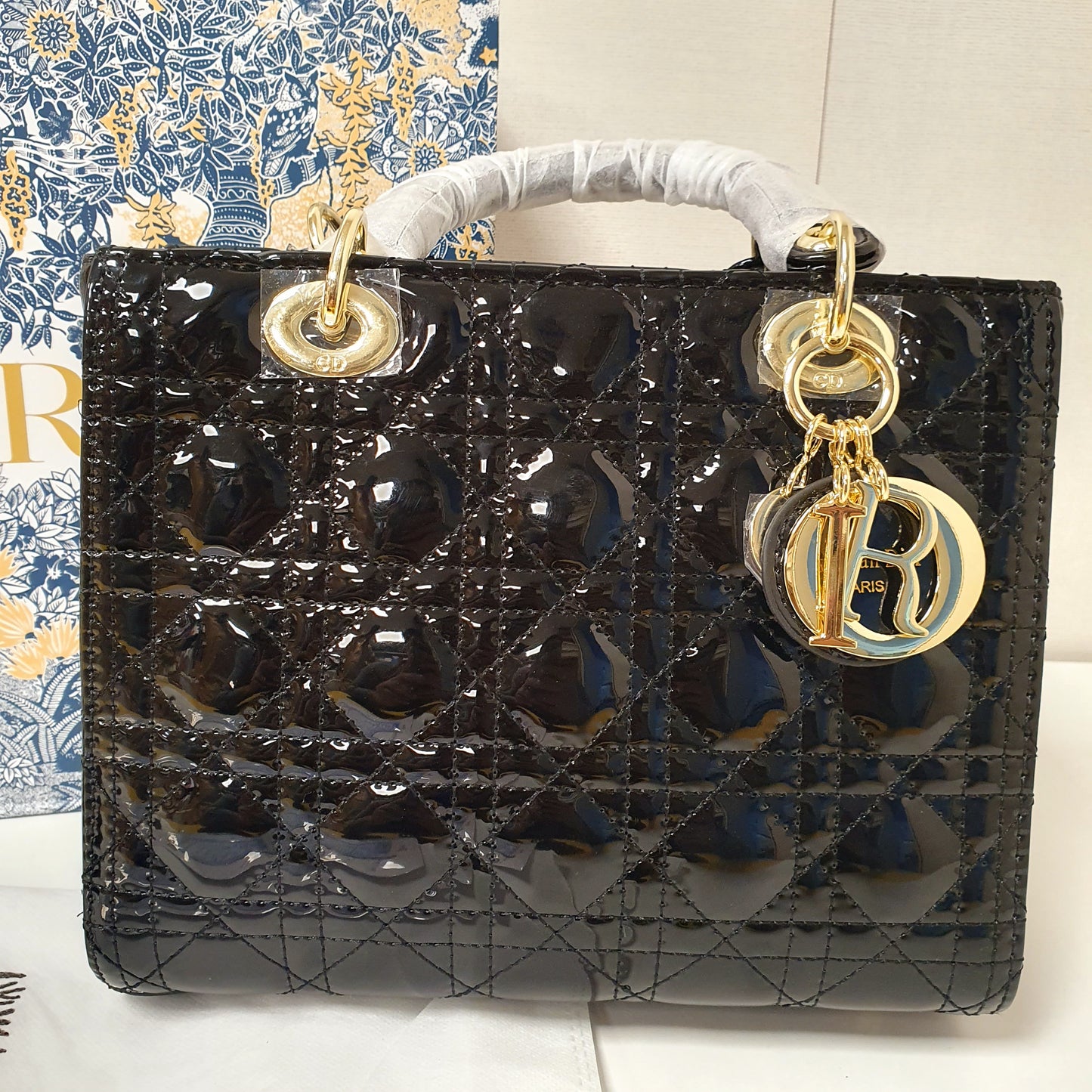 Dior Gift Box Ladies Bag, 19950