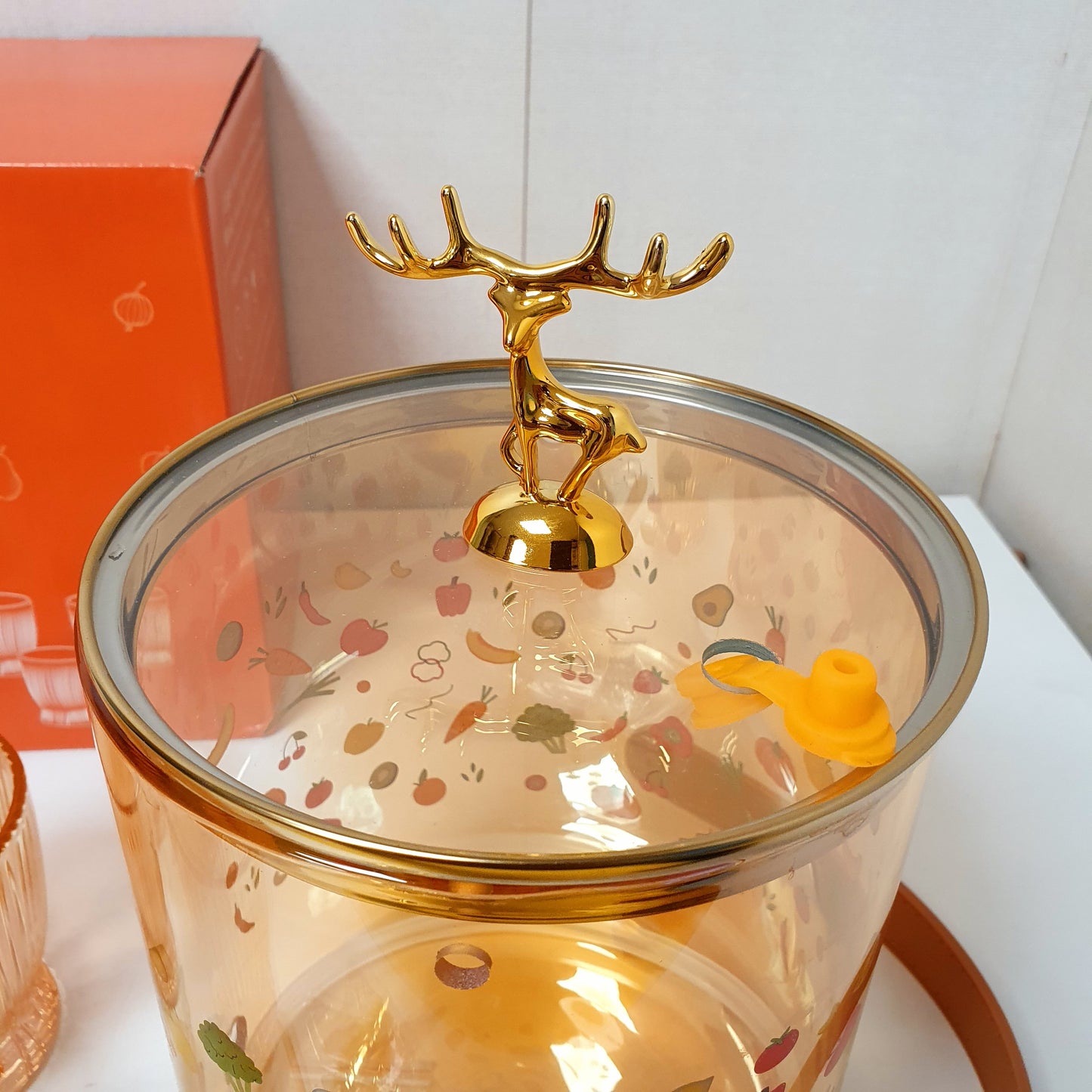 Juice Serving Barrel with 6 Glass Set , 12800