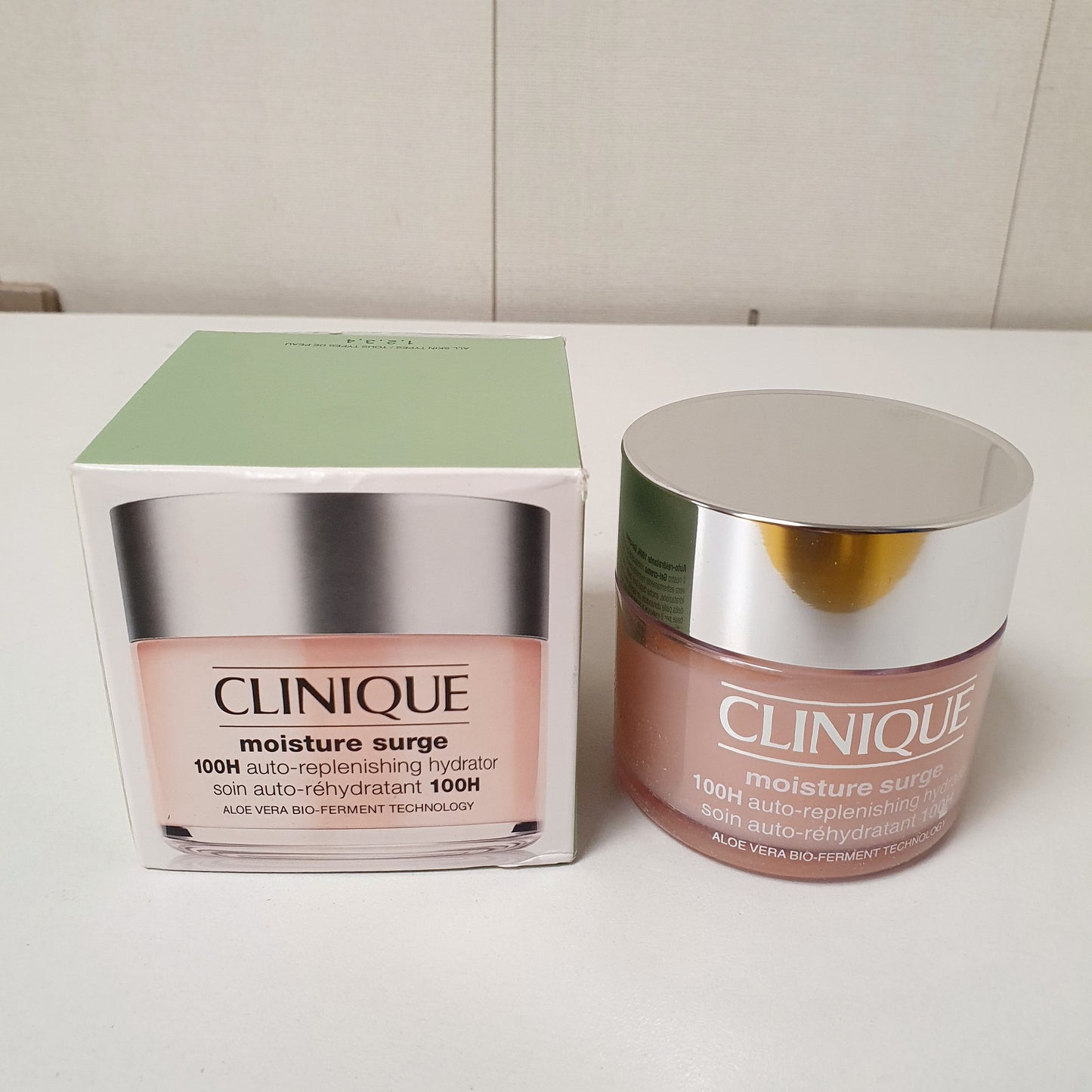 Clinique Moisture Surge 100H, 62200