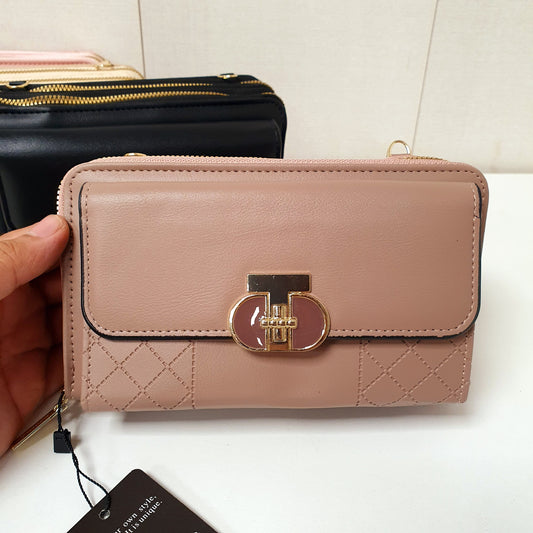 Ladies Hand Bag, 21900