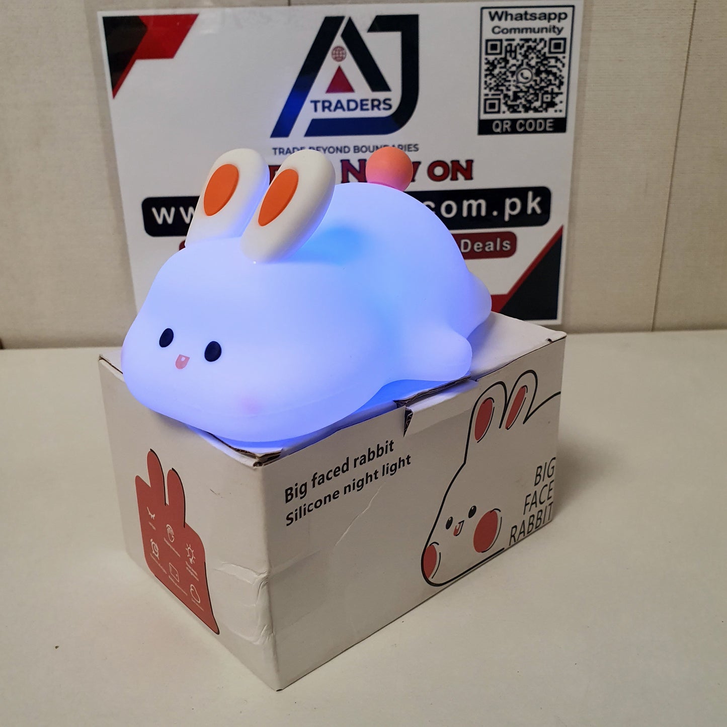Big Faced Rabbit Silicone Night Light, 121150
