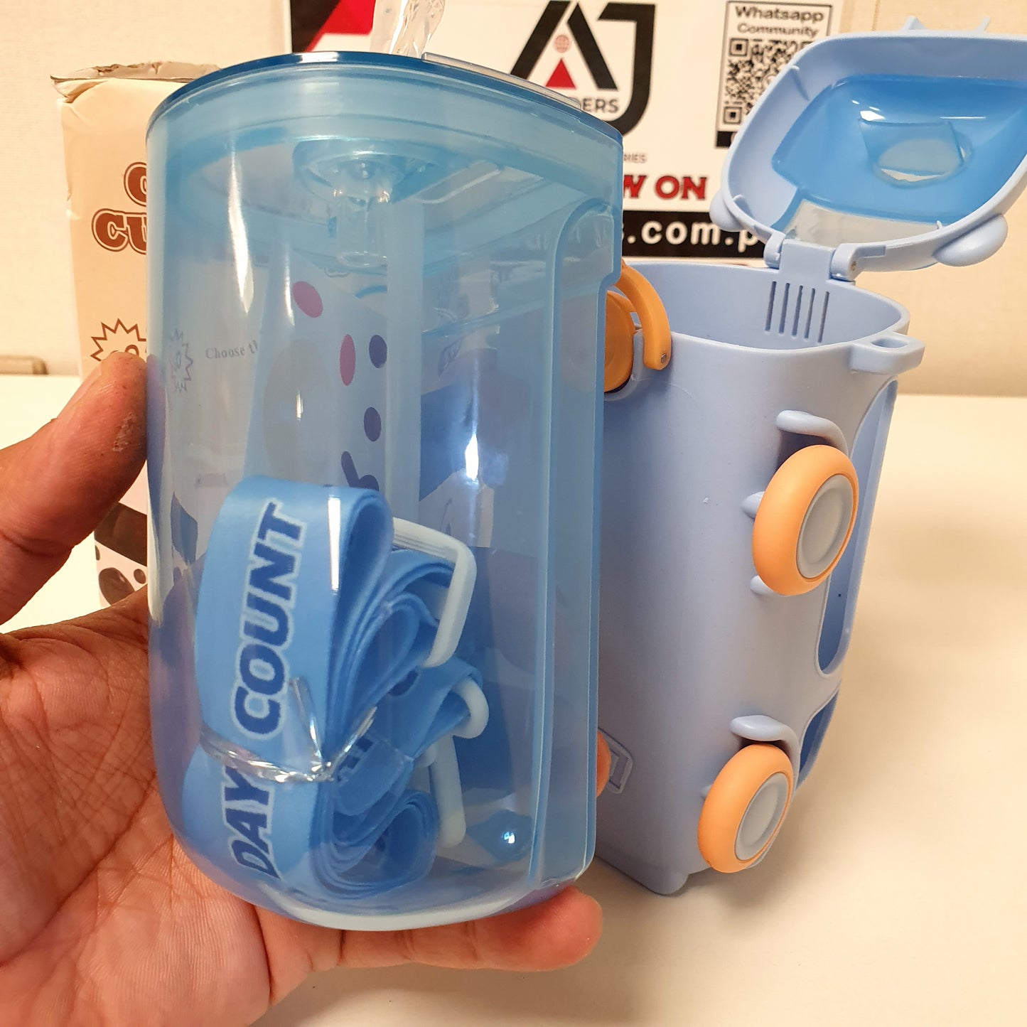 Bus Style Water Bottle Animated, 121430
