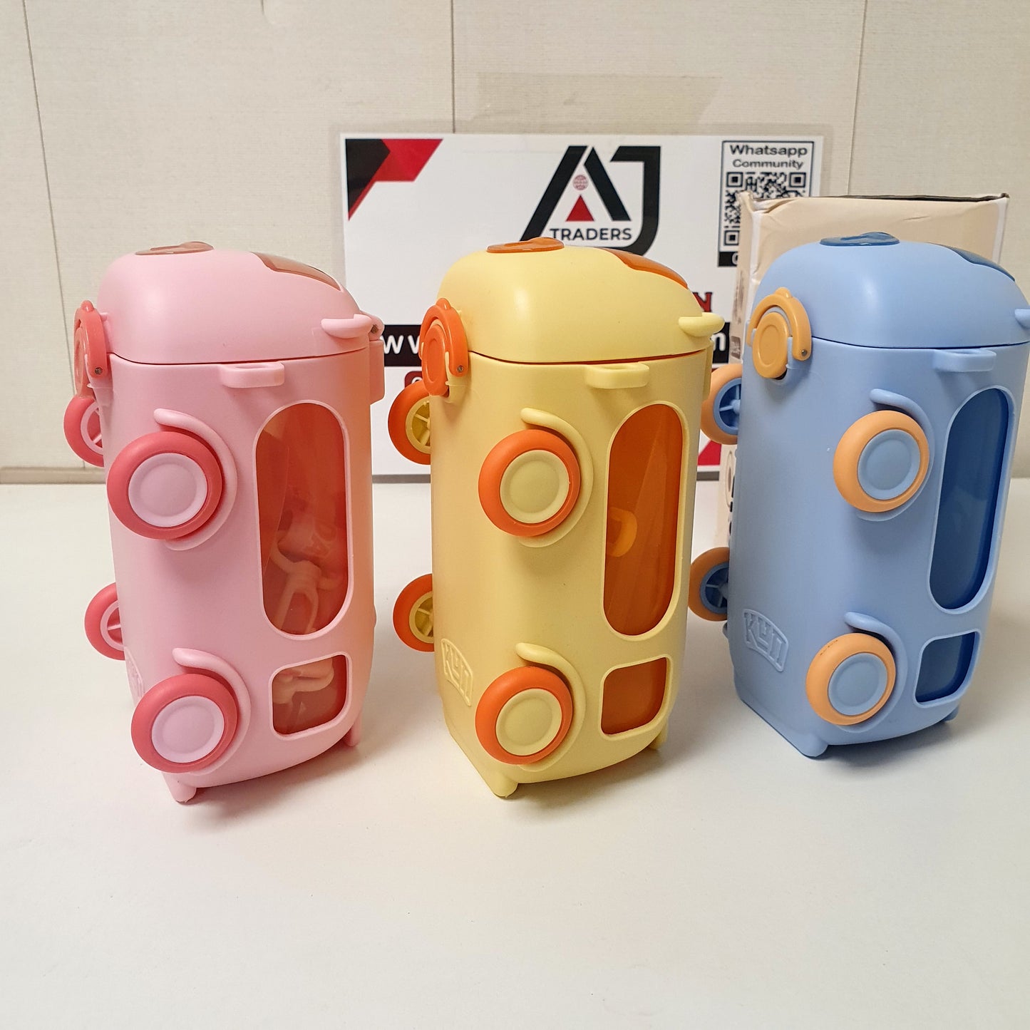Bus Style Water Bottle Animated, 121430