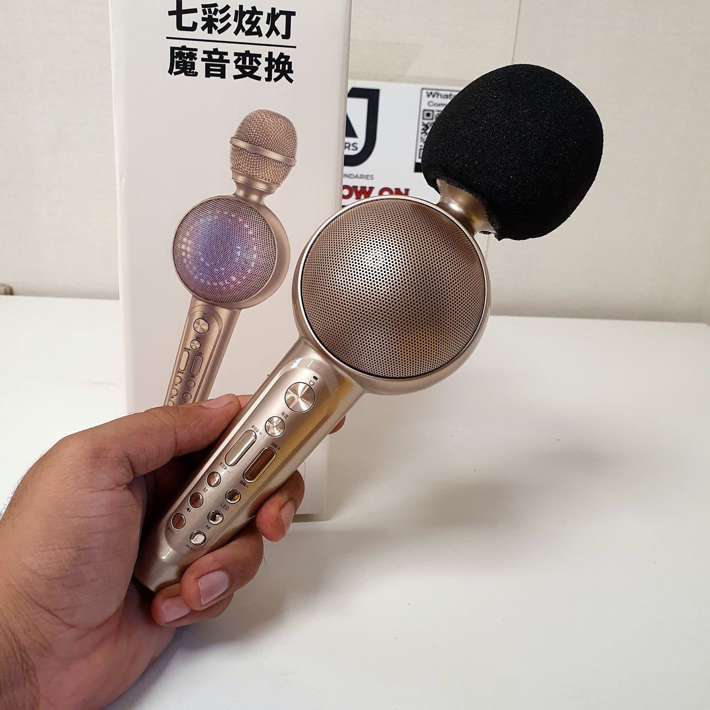 Stylish Karaoke Microphone with Bluetooth Speaker, 61450