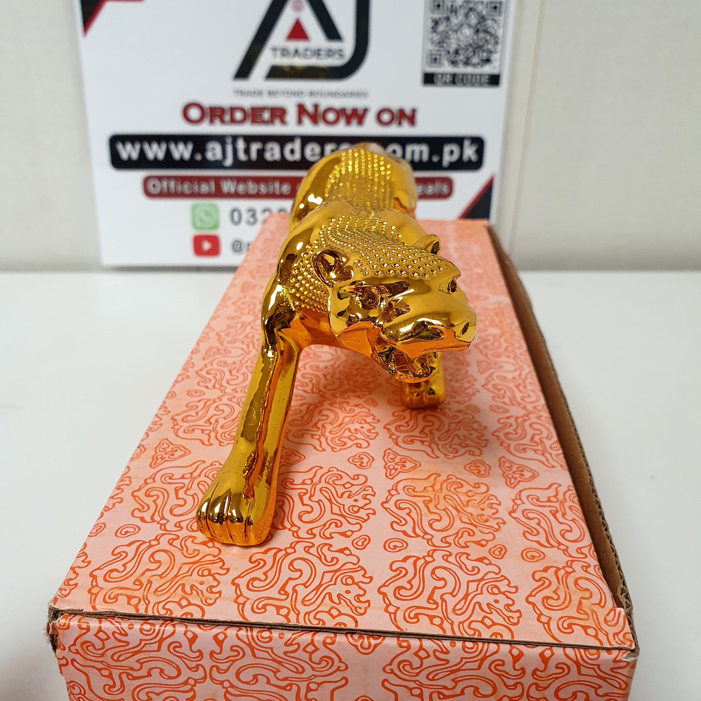 Golden Tiger big size Decoration for Car Office and Home , 122750