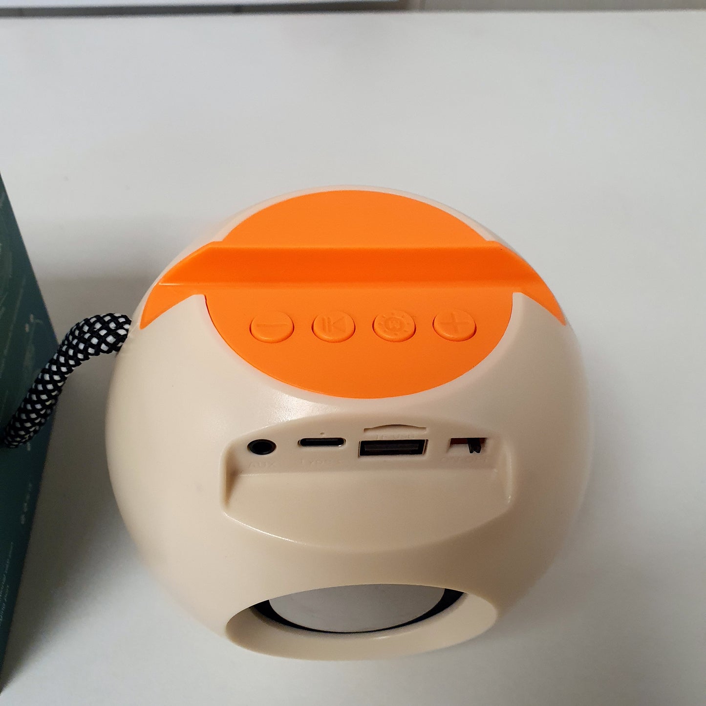 JK p60 Speaker With Mobile Stand, 62550