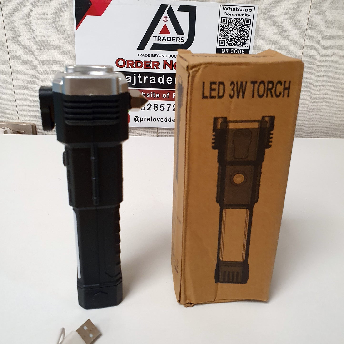 Led Bright Torch Light, 261175