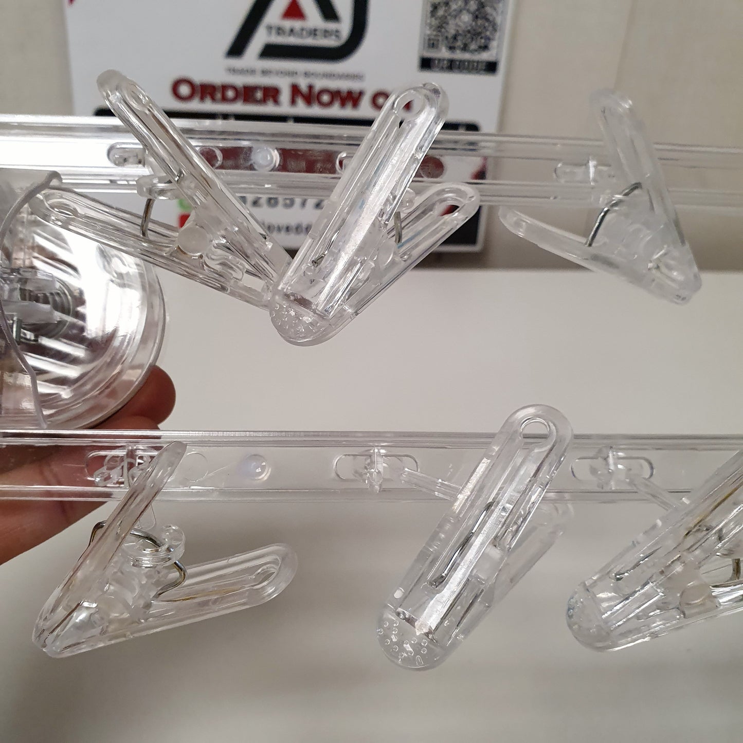 Cloth Hanger Acrylic, 121620