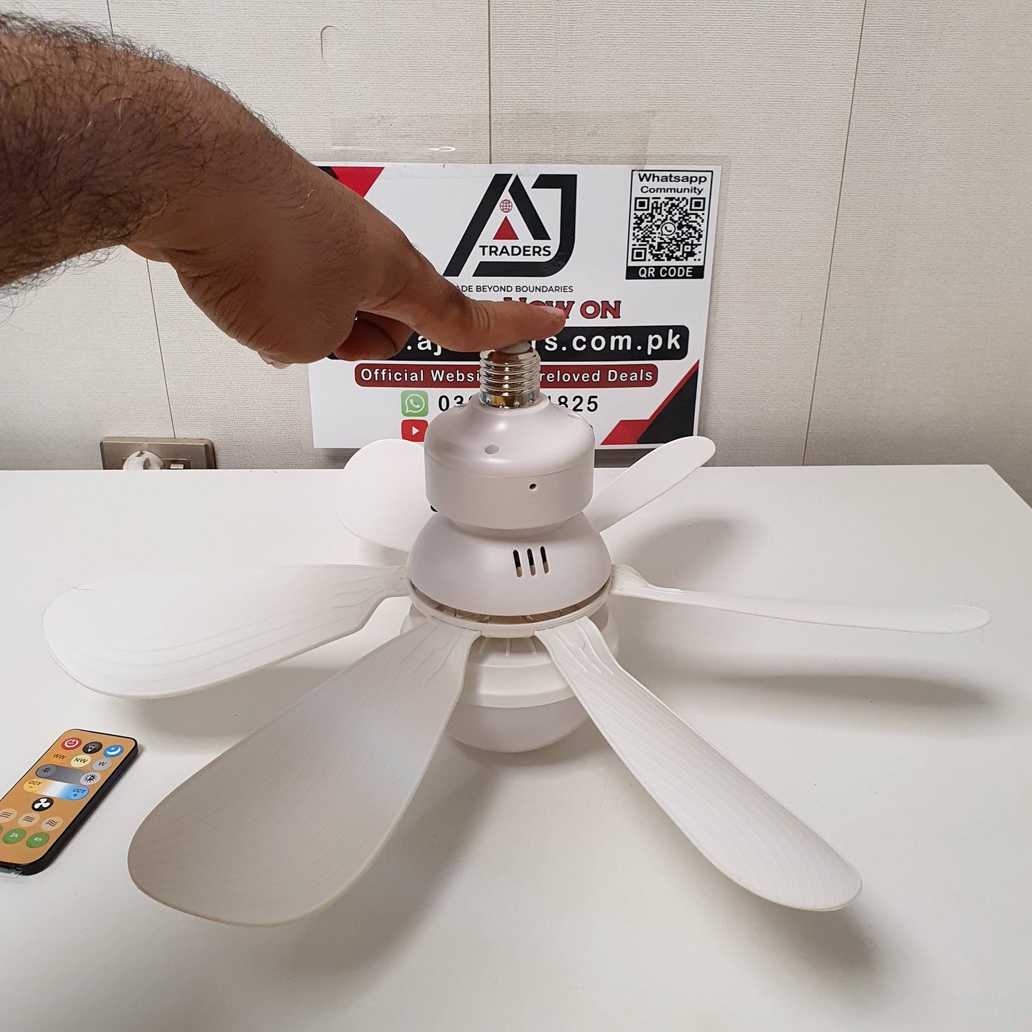 Flower Fan Light Plug and Play, 121950