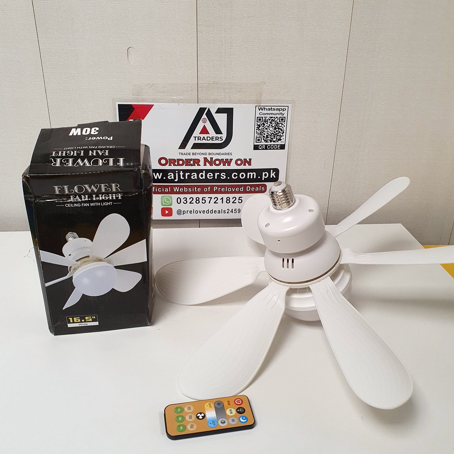 Flower Fan Light Plug and Play, 121950