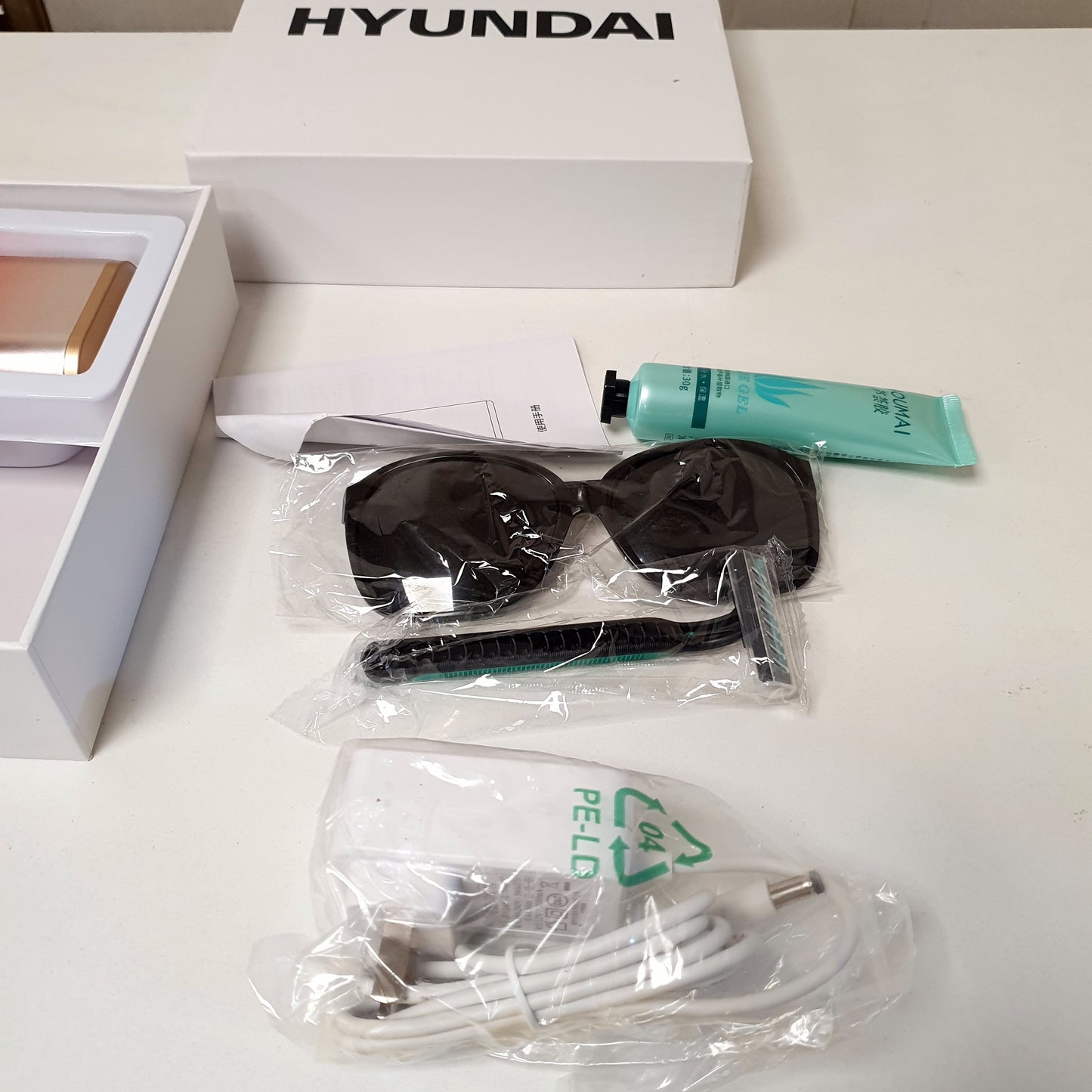 Hyundai IPL hair Removing System, 119450