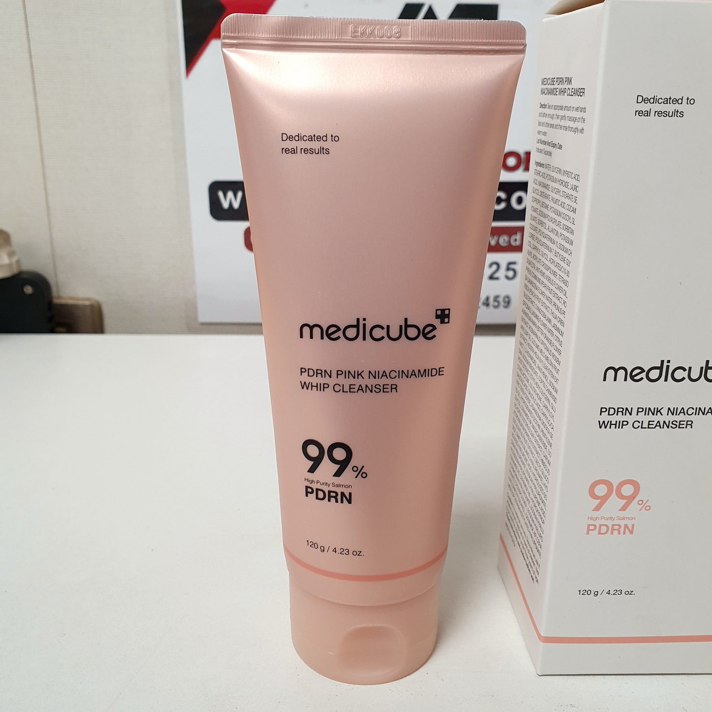 Medicube  PDRN Pink Niacin amide Whip Cleanser 99%, 12200