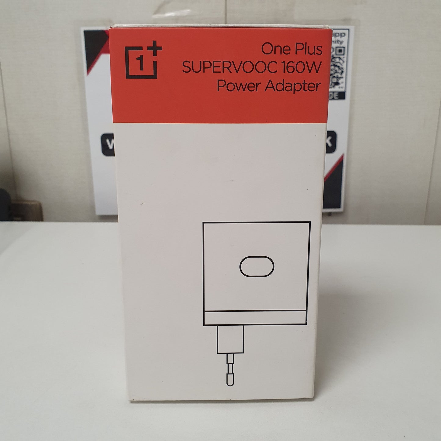 One Plus Supervooc 160w Power Adapter, 11900