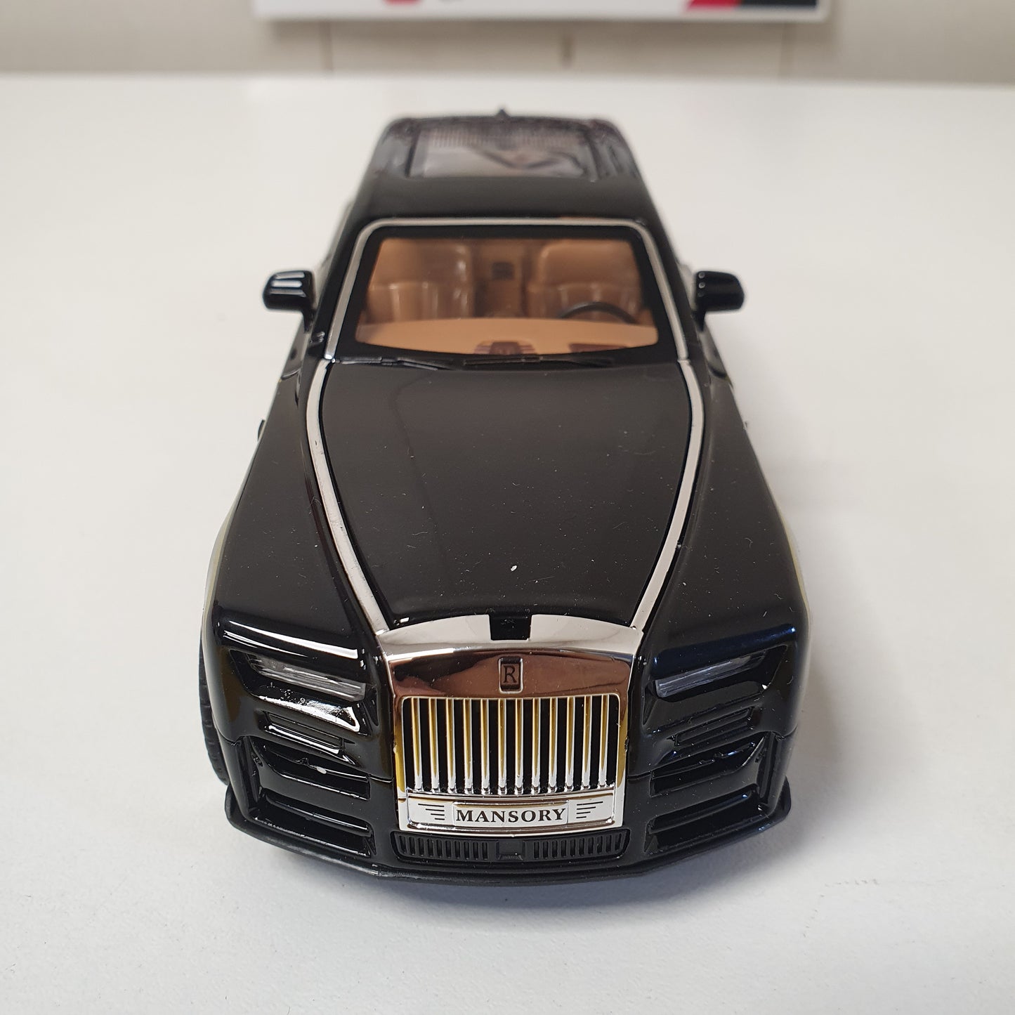 1.24 Scale Model Car Alloy Die Cast, 314309