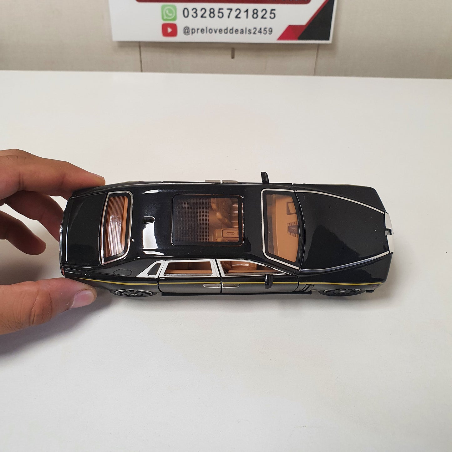 1.24 Scale Model Car Alloy Die Cast, 314309