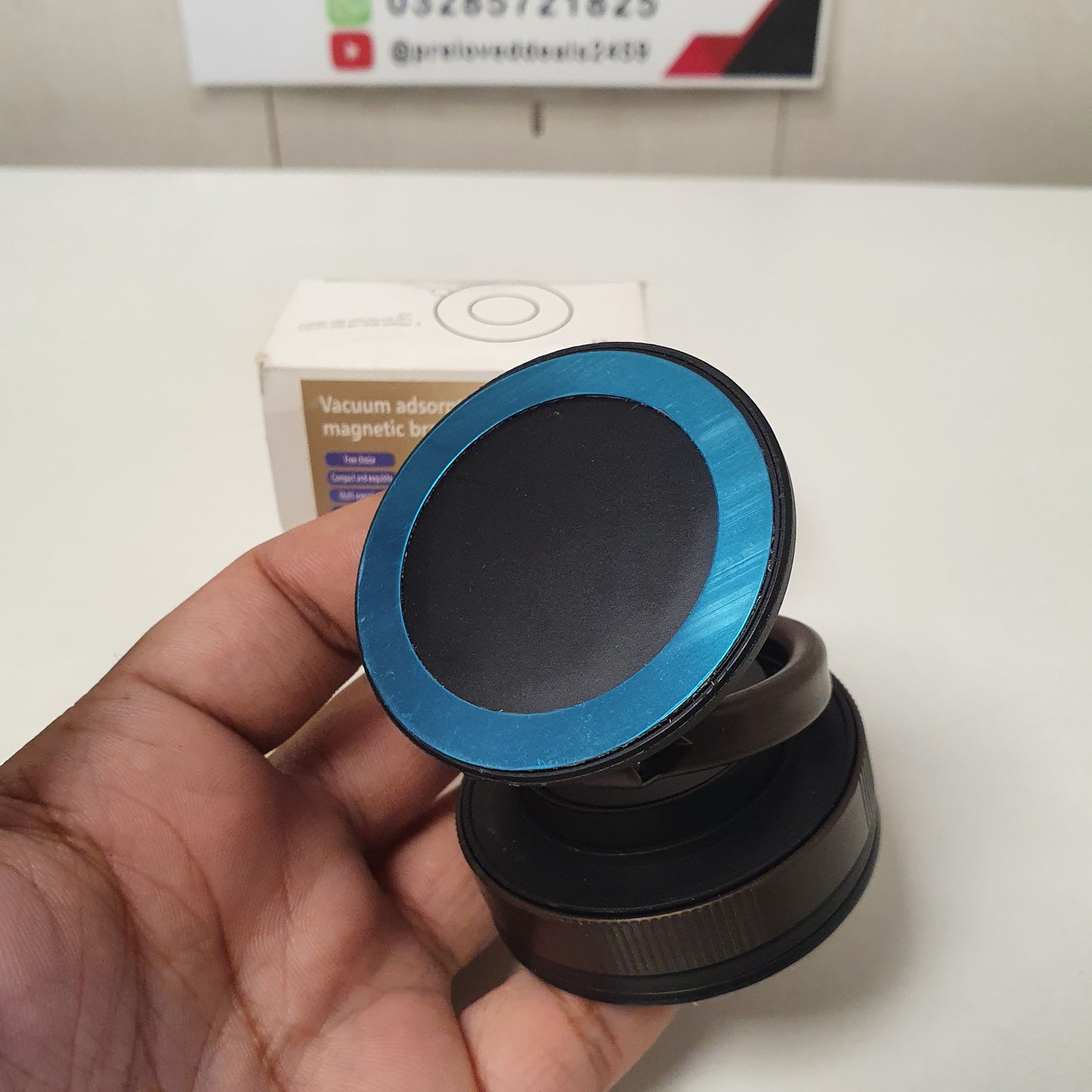 Vacuum Adsorption magnetic Bracket Mobile Phone Holder, 23300