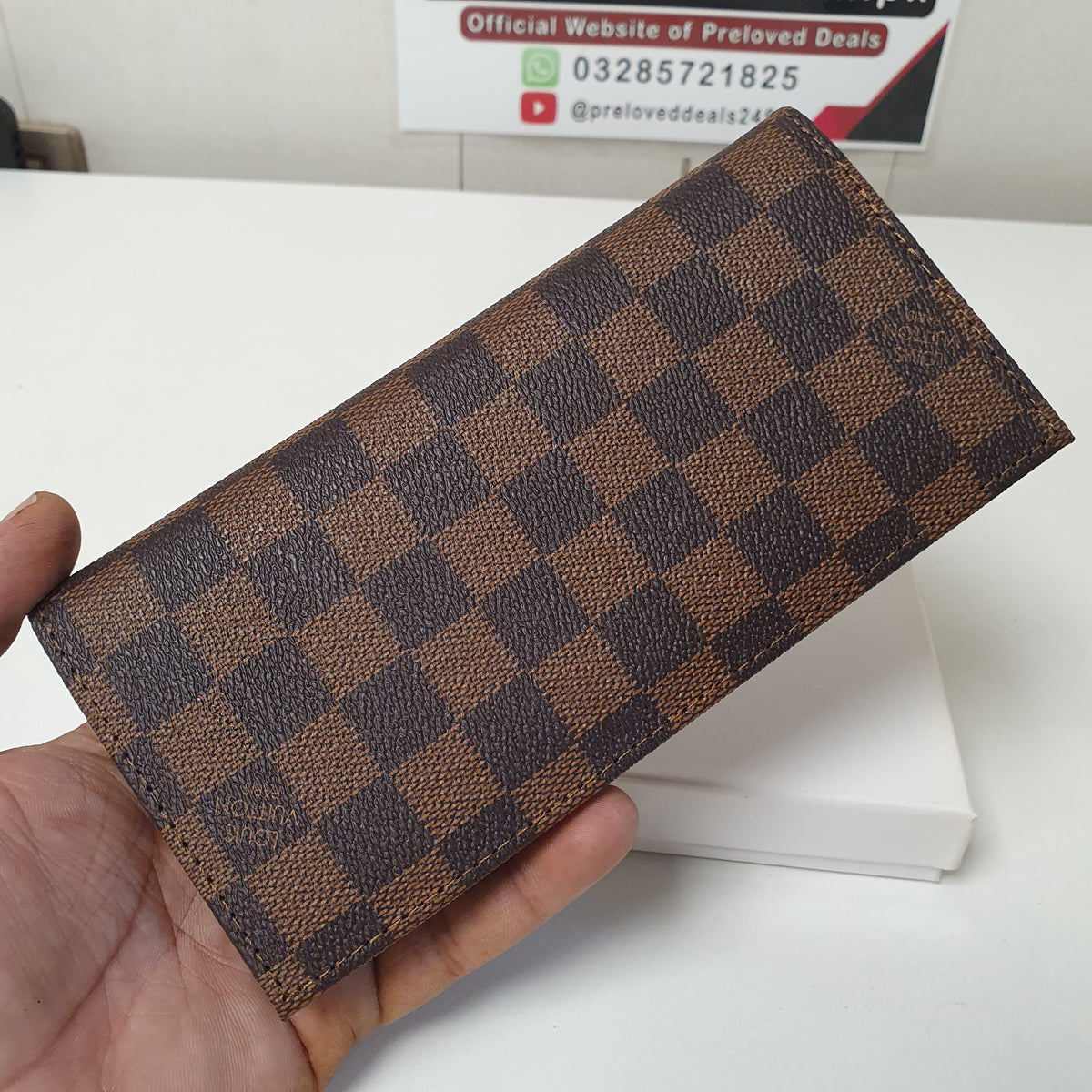 Louis Vuiton Wallet, 31300