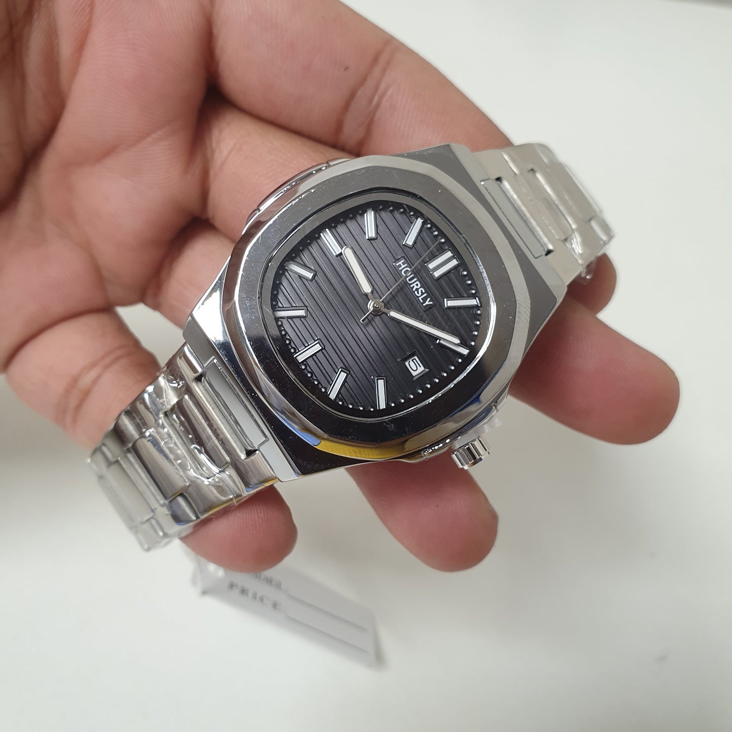 Hoursly Quartz Watch, 32750