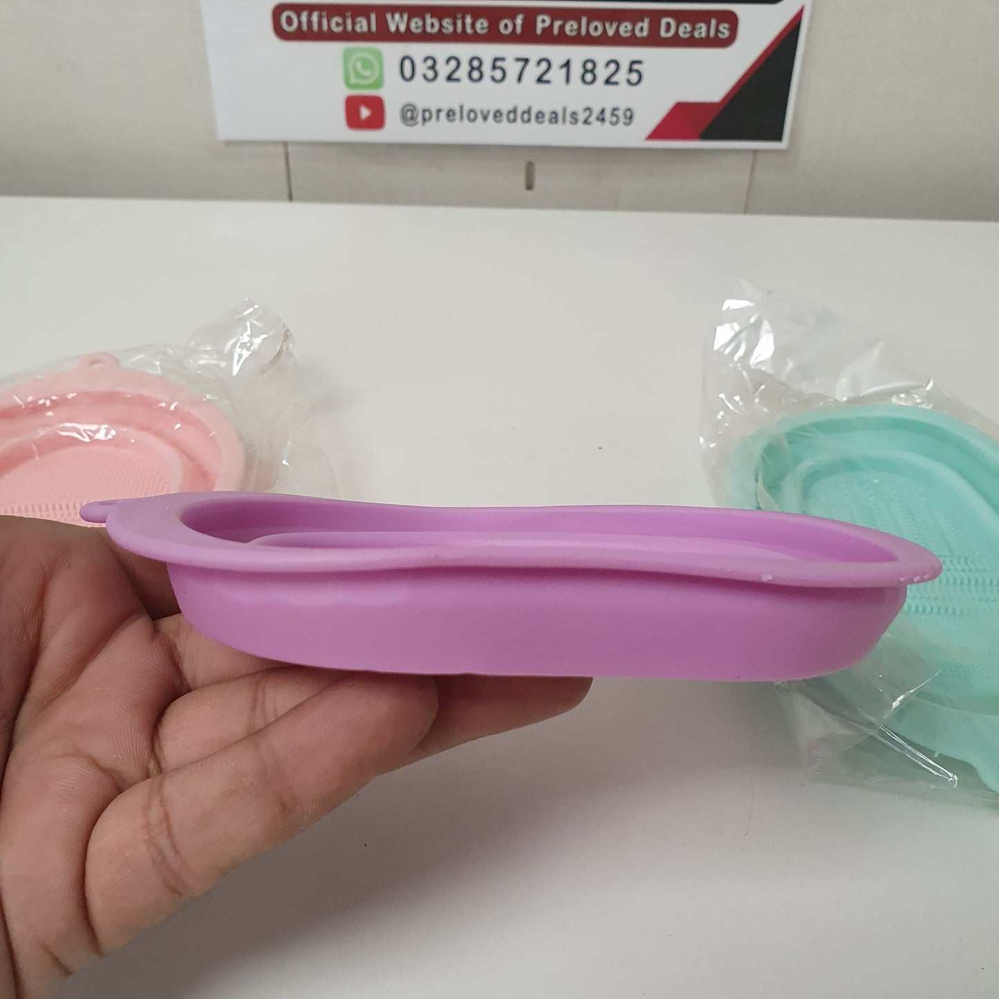 Collapsible Silicone Makeup Brush Cleaner , 121030