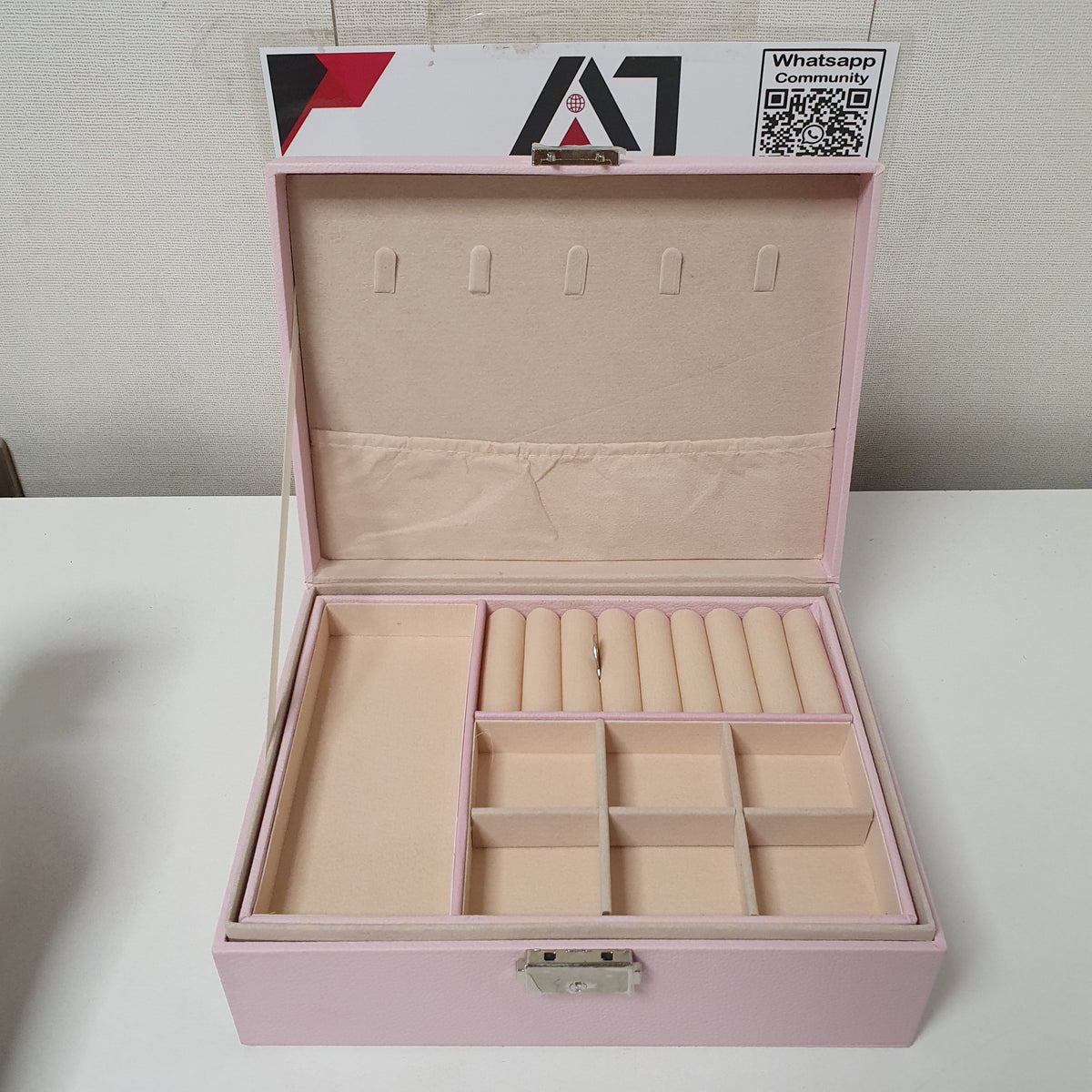 Leather Jewelry Box, 1