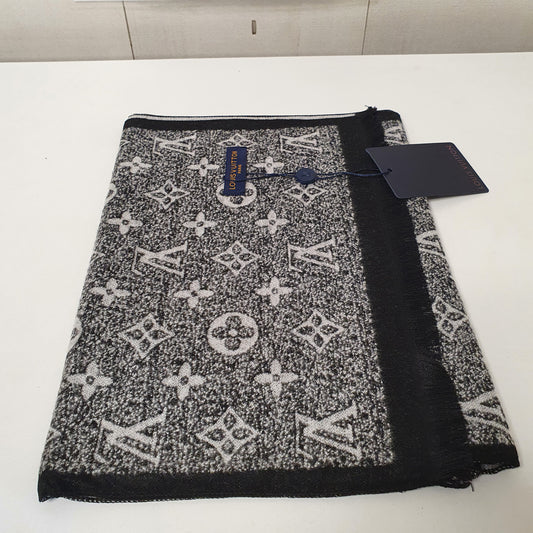 Lv Scarf Style 2, 91900