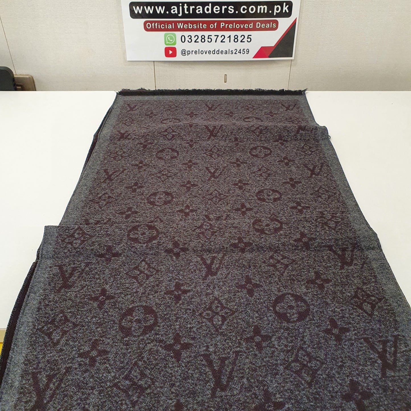 Lv Scarf Style 2, 91900