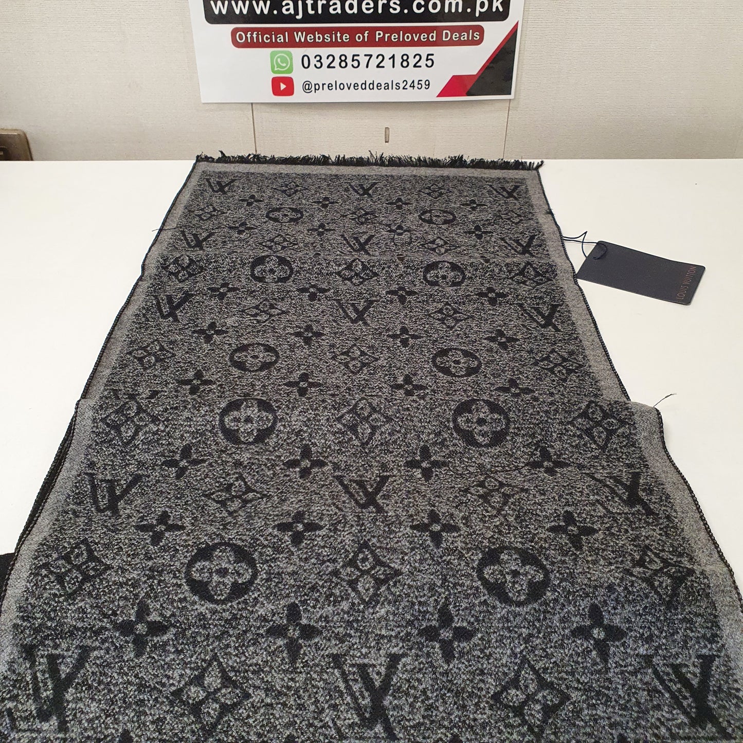 Lv Scarf Style 2, 91900