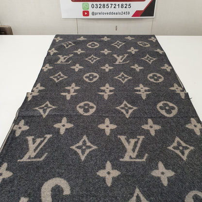 LV Scarf Style1, 61900
