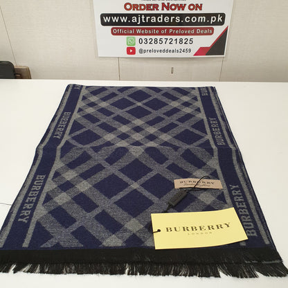 Burberry Scarf, 7056