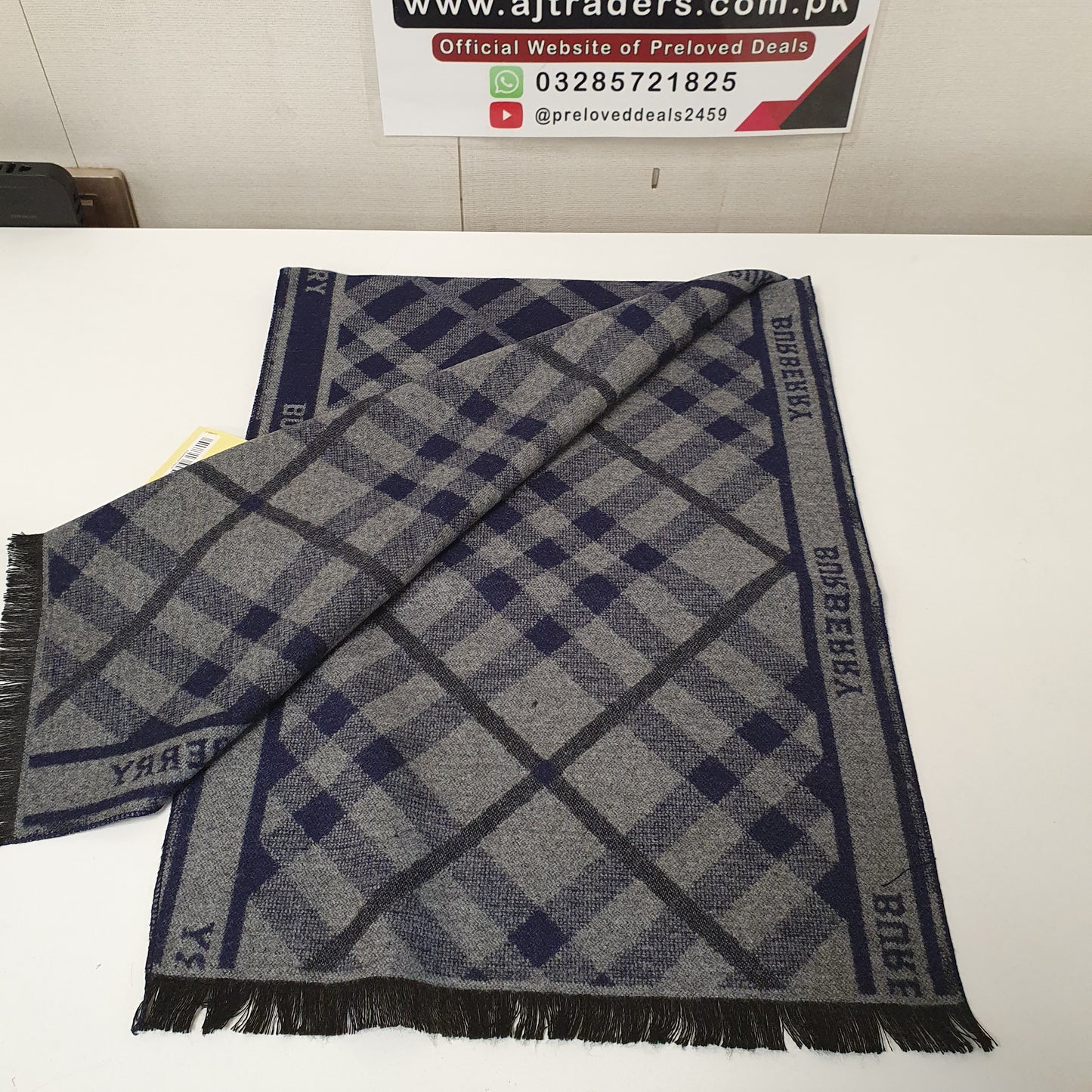 Burberry Scarf, 7056