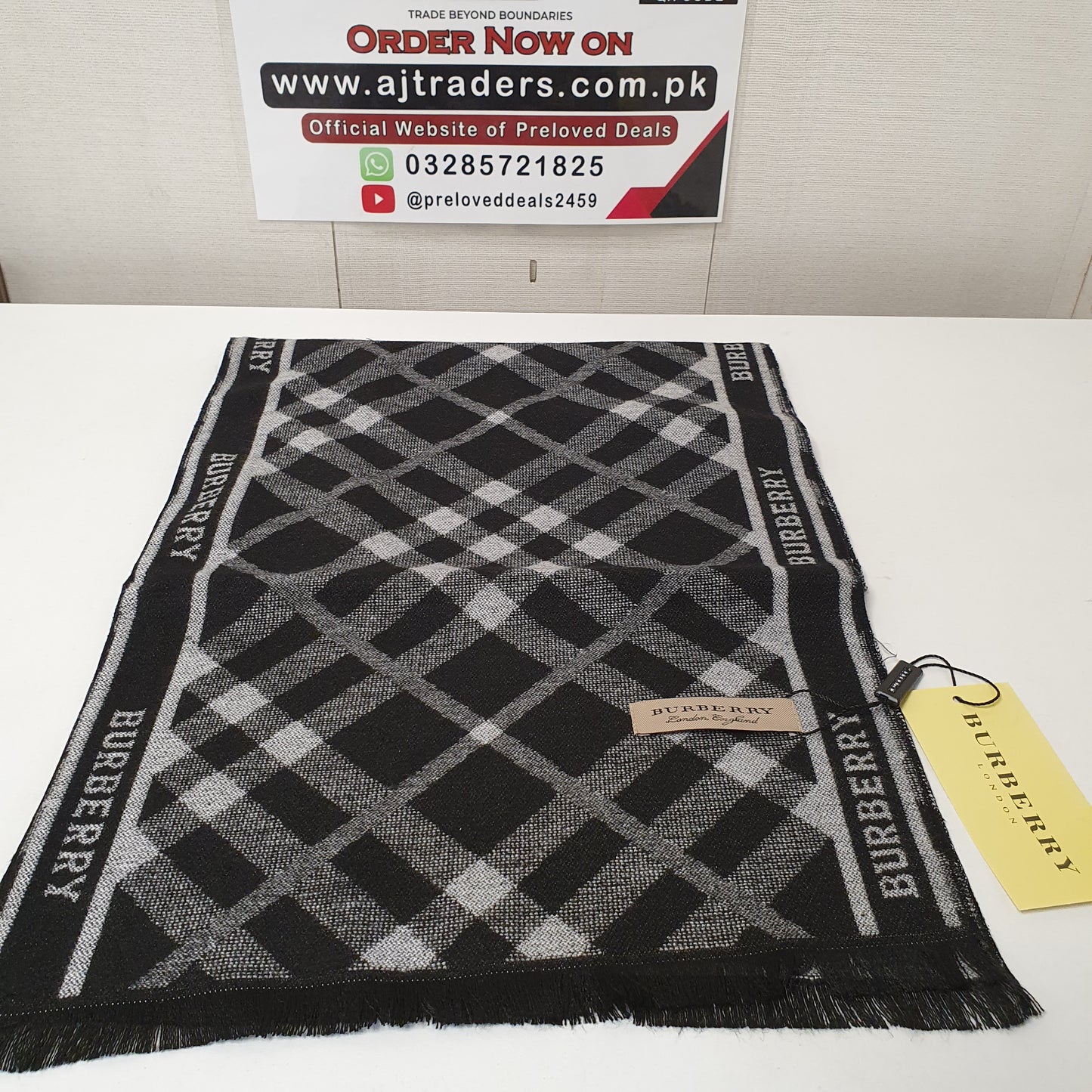 Burberry Scarf, 7056