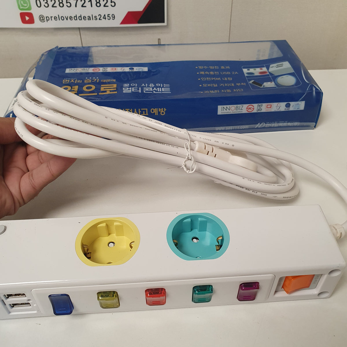 Hyundayi Blue white Packing 5 Sockets with usb socket and mobile stand Extenion, 30