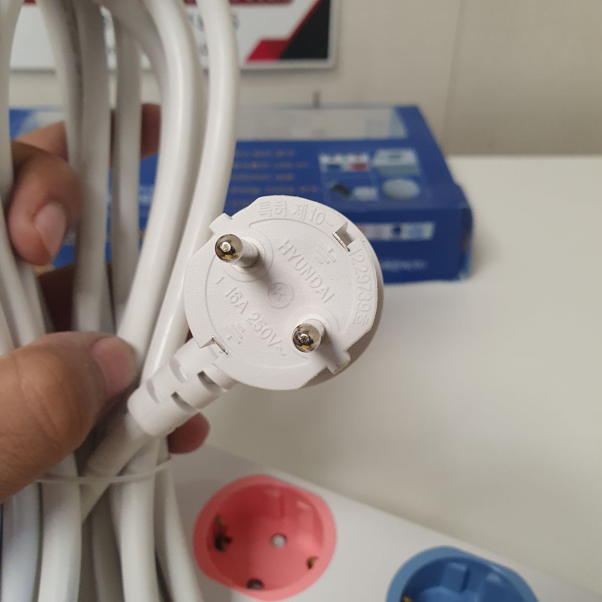 Hyundai Blue white Packing 6 Sockets Extension Board with USB, 1