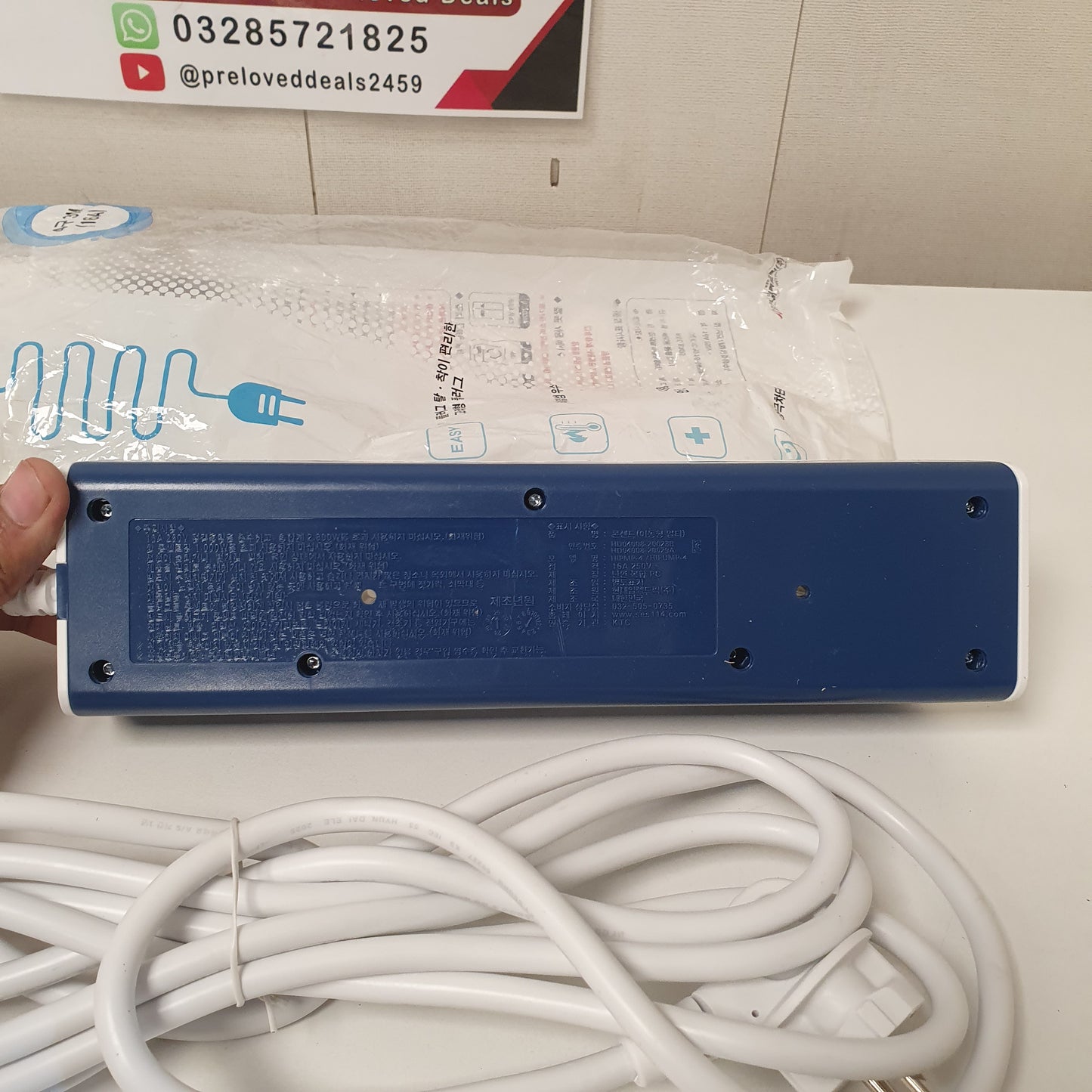 Heavy Duty Blue white Buttons 4 Socket Extenion Board, 1
