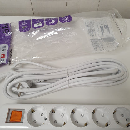 Heavy Duty white Button 6 Socket Extension Board, 8