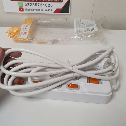 White Socket With Multi Switches 4 Socket Hyundai Extension, 27