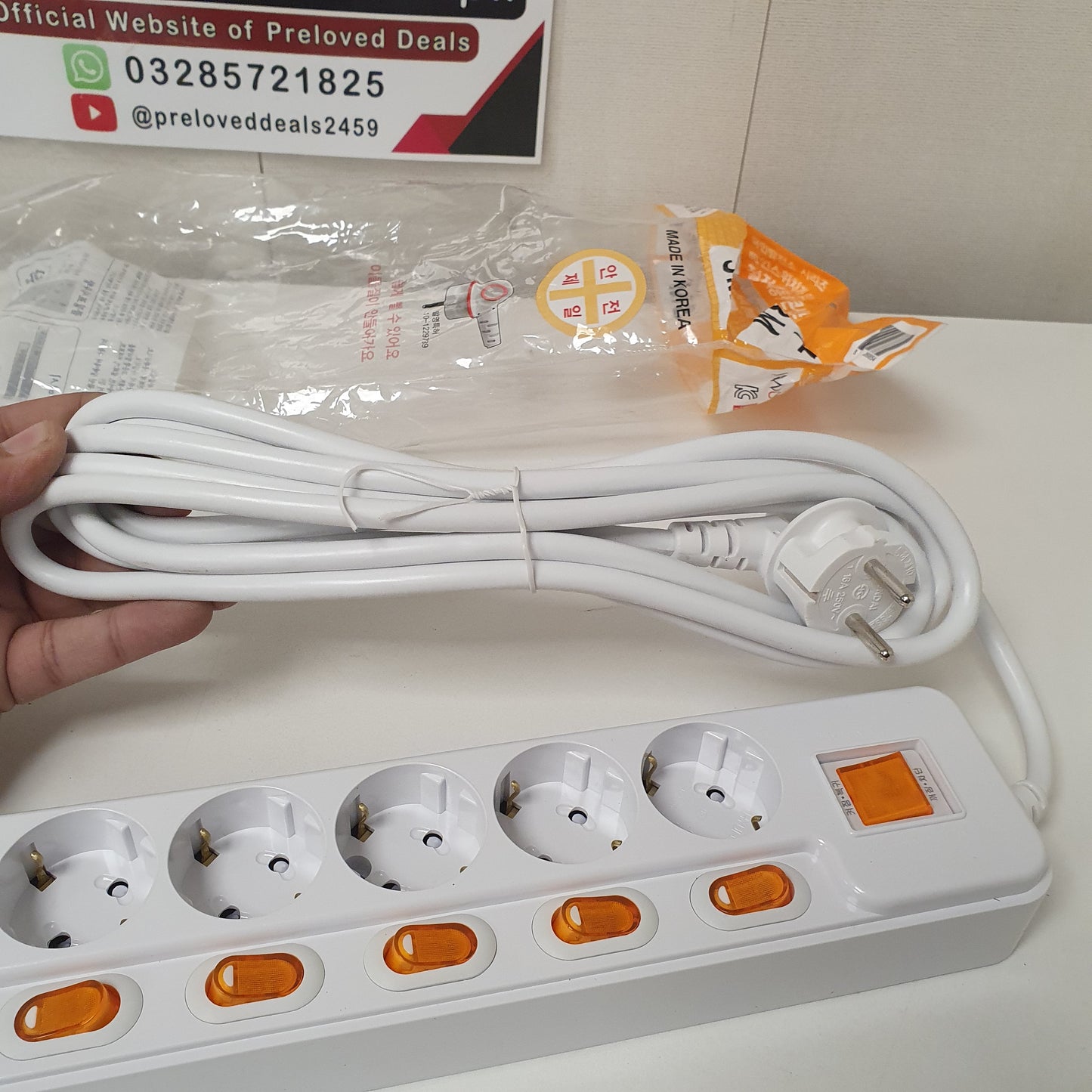 White 6 Sockets Extenision Board with Multiple Switches , 13