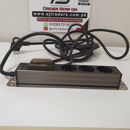 Aluminum Extension Board with 3 Sockets, 1