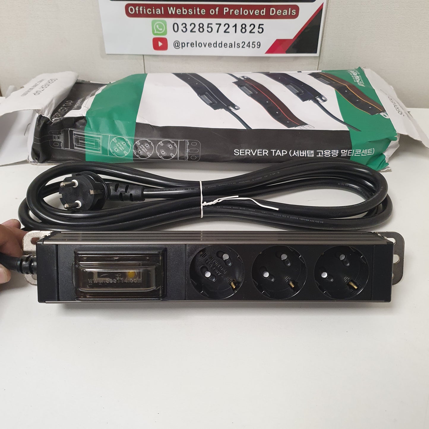 Almunium hyundai  3 Socket extension with Breaker system, 8